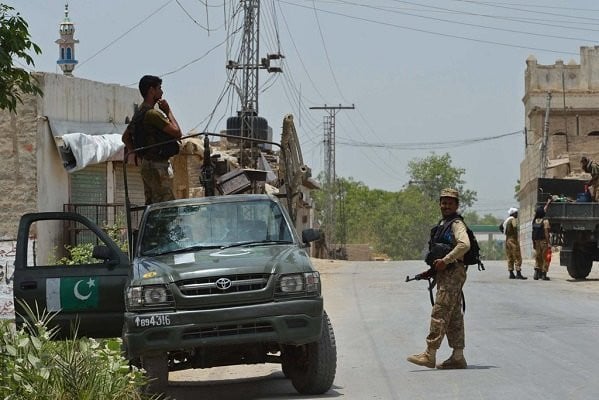 کے پی میں کارروائیوں میں سرغنہ سمیت 30 دہشت گرد مارے گئے۔