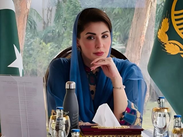 باصلاحیت طلباء کی فیسوں کے لئے ذمہ دار حکومت: سی ایم
