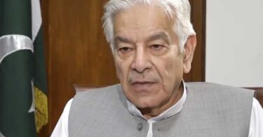 آصف نے عمران کی سیاست کو سلیم کیا