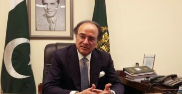 فنمن نے عالمی درجہ بندی کی ایجنسیوں کی ٹیموں ، آئی ایم ایف سے ملاقات کی