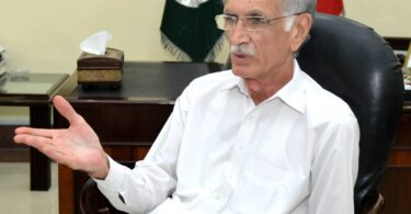 سابقہ ​​کے پی سی ایم پرویز کھٹک نے فضل رحمان کے جوئی ایف میں شامل ہونے کے لئے