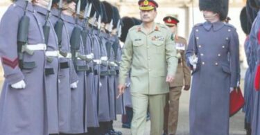 COAS استحکام موٹ کے لئے برطانیہ کا دورہ کرتا ہے