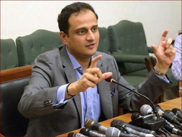 ہسپتال میں لفٹ واقعے کے بعد کراچی کے میئر محفوظ ہیں