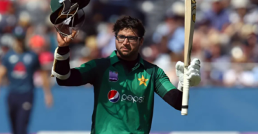 وہ پاکستان بمقابلہ انڈیا تصادم کے لئے دبئی کب پہنچے گا؟