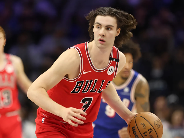 جوش گڈے نے این بی اے کی تاریخ کو بلوں کو کچلنے کے لئے 76ers بنا دیا ہے