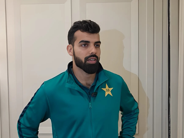 نیوزی لینڈ کے دورے سے پہلے نئے کیپٹن شاداب خان نوجوان ٹیم کی حمایت کرتے ہیں