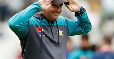 مکی آرتھر نے جاوید گیلسپی کوچنگ رو کے بعد پاکستان کرکٹ افراتفری