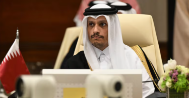 قطر کے وزیر اعظم نے خبردار کیا ہے کہ ایران کے جوہری پلانٹ پر حملے پانی کے بغیر خلیج چھوڑ سکتے ہیں