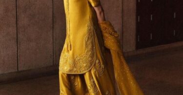 پاکستانی اداکاراؤں نے فرشی شلوار کے ساتھ رجحان طے کیا