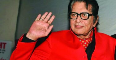منوج کمار نے 87 پر حتمی ایکٹ ختم کیا