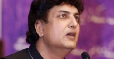 خلیلر رحمان قمر نے بائیکاٹ کو ختم کیا ، ہندوستان میں کام کرنے کے منصوبوں کا اعلان کیا
