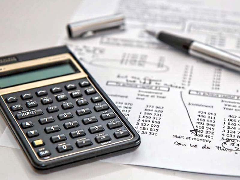 کارکردگی کی تنخواہ کی حکومت میں توسیع کی گئی