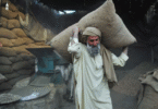 مزدوری کا جشن منا رہا ہے ، قوم کی ریڑھ کی ہڈی